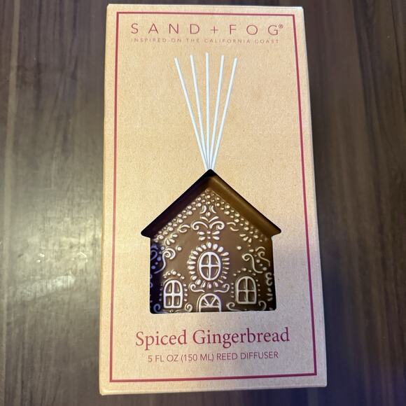 Sand & Fog Spiced Gingerbread Scented Reed Diffuser 5 Fl Oz Holiday TikTok Viral - Picture 3 of 3